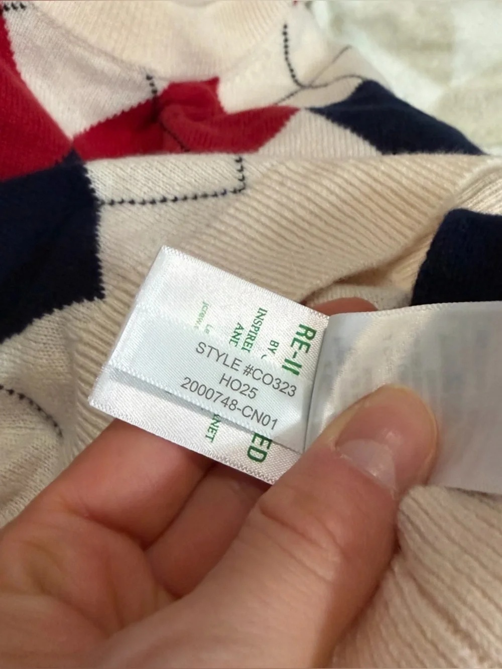 J crew ivory red Perfect cashmere crewneck sweater in argyle